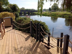 1 Bedroom Lilypad Riverside Apartment near Stratford upon Avon, Warwickshire, England